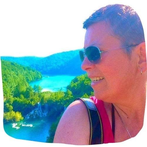 Solo Female Travel & Travel Podcast (Only If You Love Adventures!) 3 Plitvice Nations Park Croatia